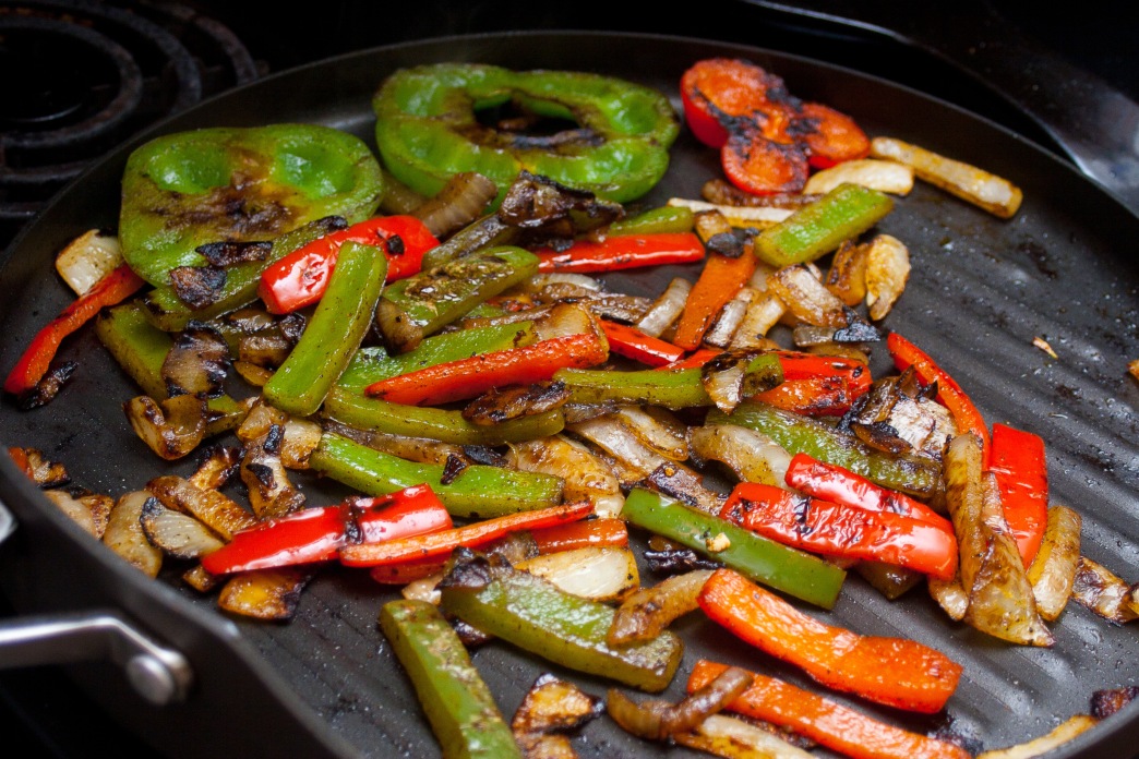 Как вкусно пожарить овощи